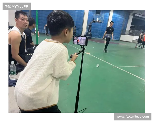 10年状元秀,约翰-沃尔担任G联赛解说员:谈论篮球是我喜欢做的事 10年状元秀,约翰-沃尔担任G联赛解说员:谈论篮球是我喜欢做的事